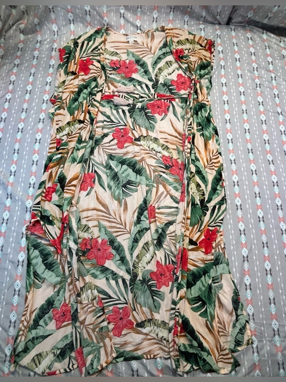 ⚛️Tropical Floral Maxi Tie Front Dress in Beige with Green & Red Print